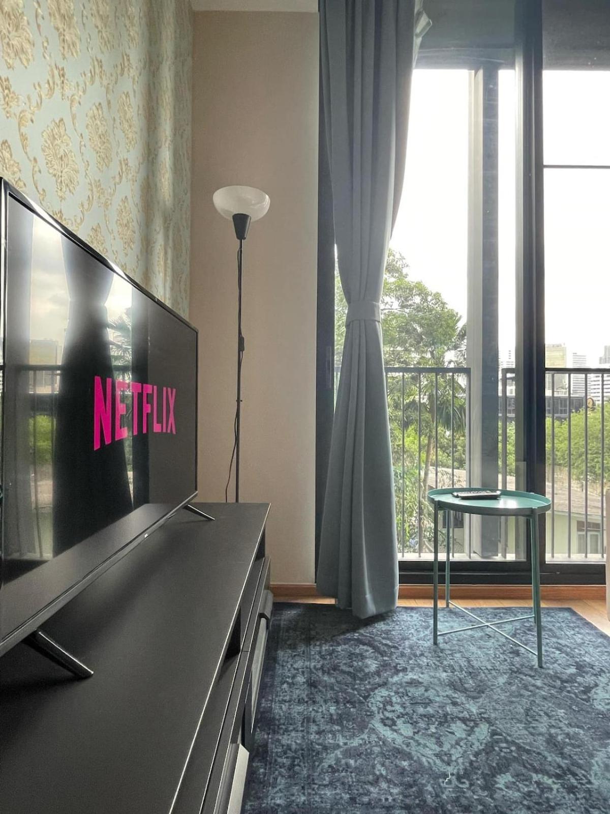 Phrom Phong 1bd Pool,gym,park And Mall Bts Căn hộ Bangkok