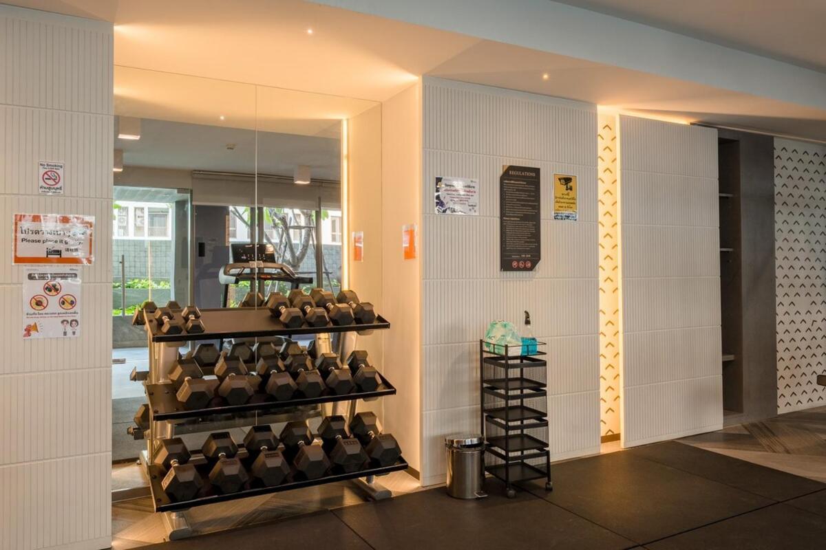 Apartment 1br - Pool, Gym, Rooftop, Bts, Coworking Space - 10 Min Nana Plaza - - New Building - 24 7 Security Bangkok