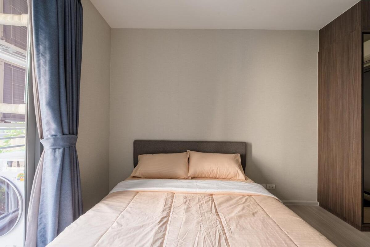 Apartment 1br - Pool, Gym, Rooftop, Bts, Coworking Space - 10 Min Nana Plaza - - New Building - 24 7 Security Bangkok
