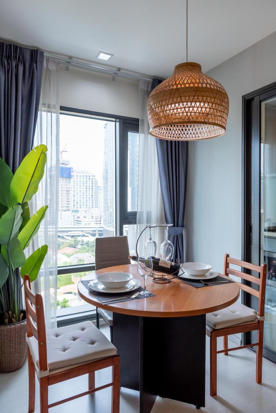 Luxurious With Train Access * Bangkok