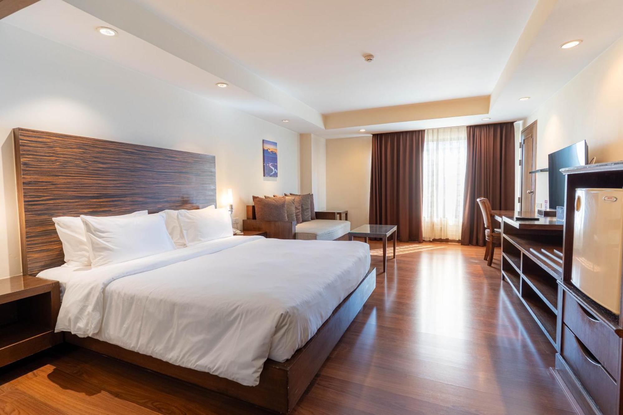 Journeyhub Sukhumvit 26, - Formely St Bangkok