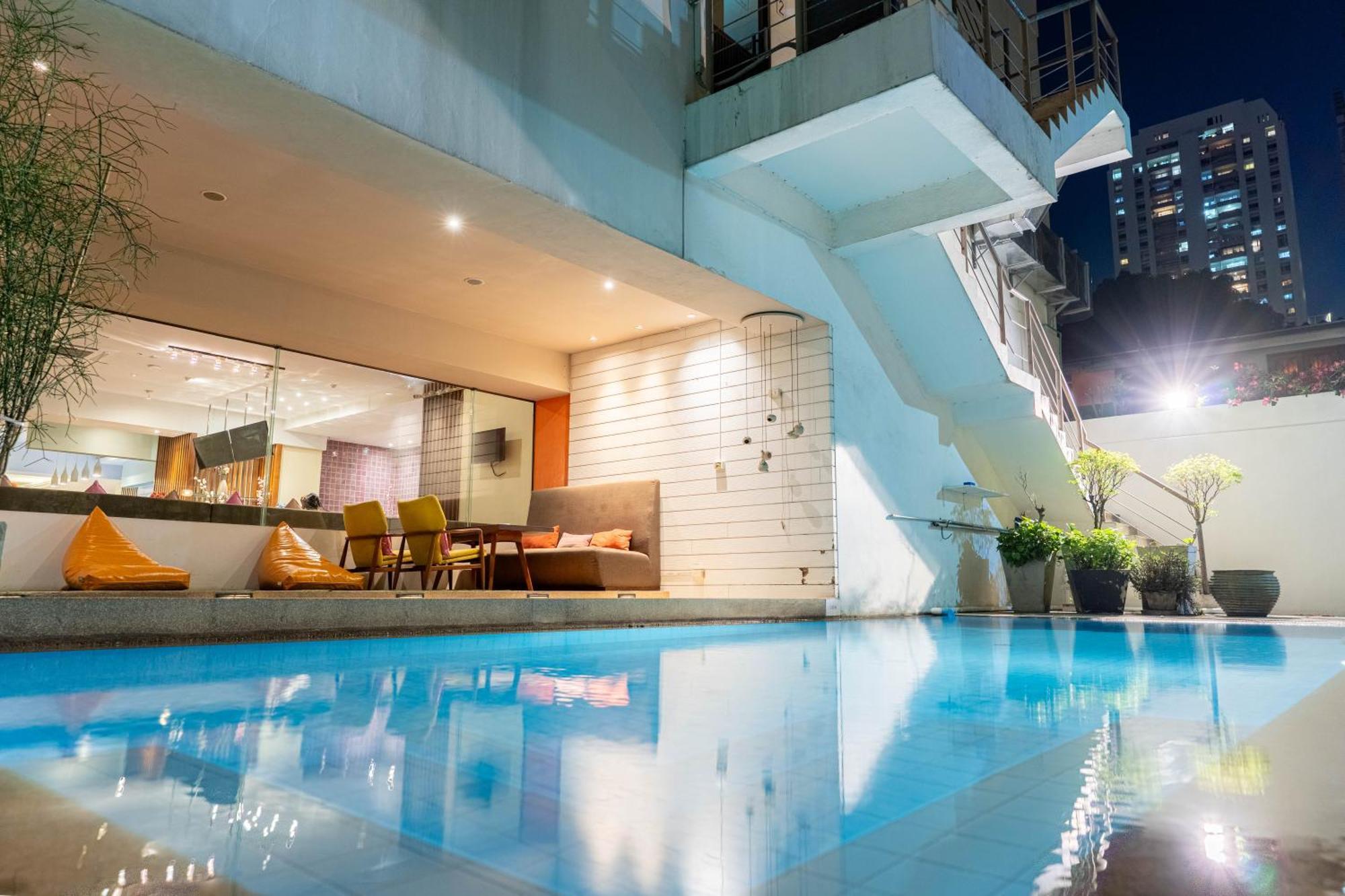 Journeyhub Sukhumvit 26, - Formely St Bangkok