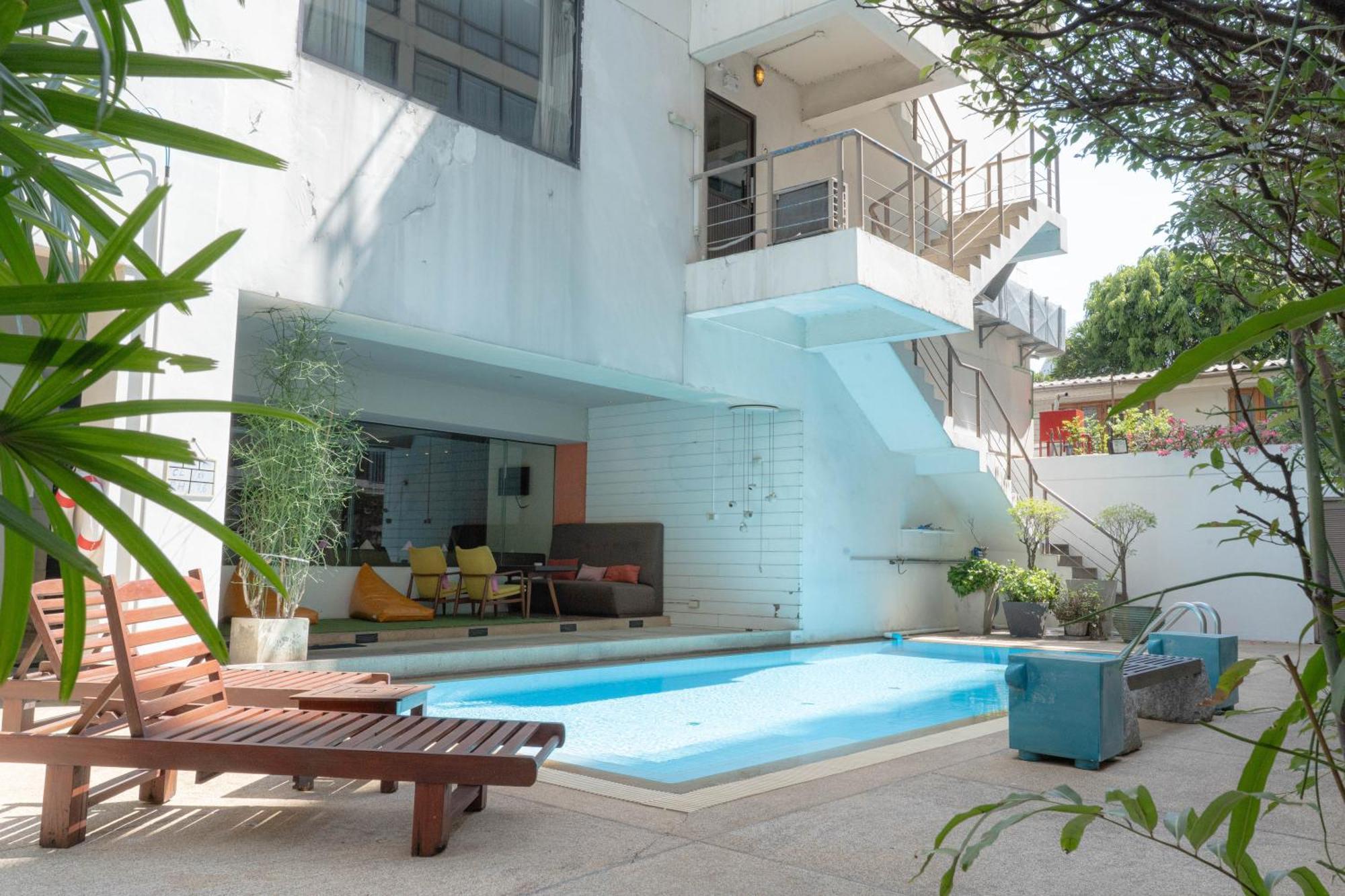 Journeyhub Sukhumvit 26, - Formely St