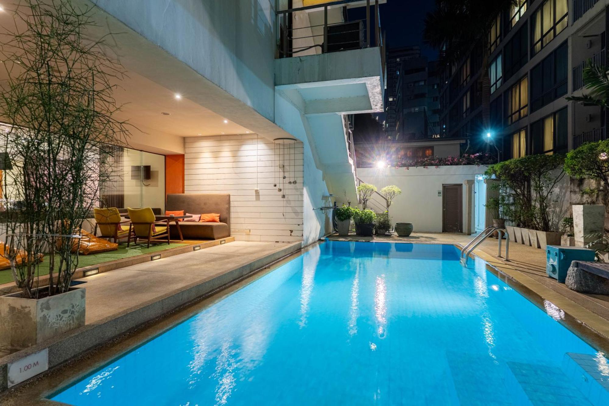 Journeyhub Sukhumvit 26, - Formely St Hotel Bangkok