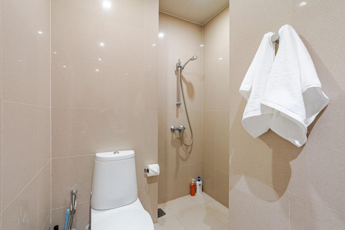 2br Next Phrom Phonybts Sukhumvit Apartment