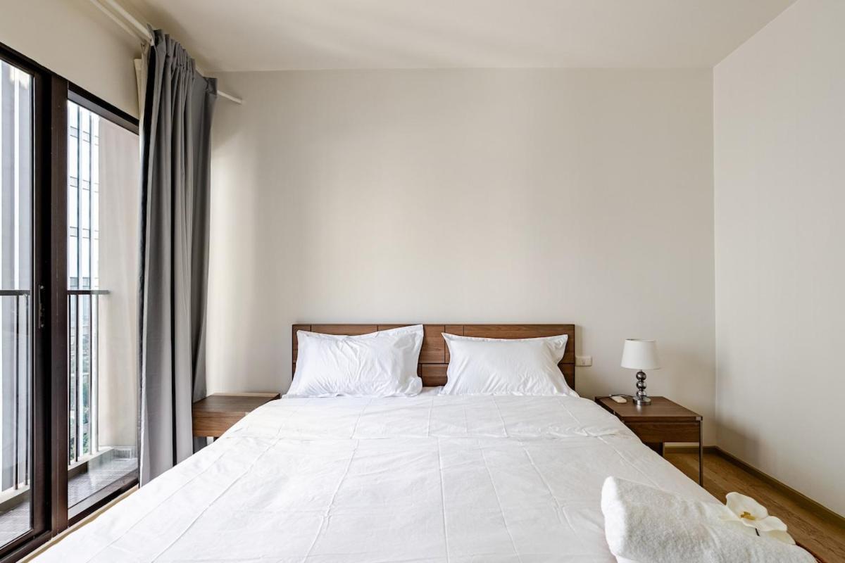 2br Next Phrom Phonybts Sukhumvit Apartment Bangkok