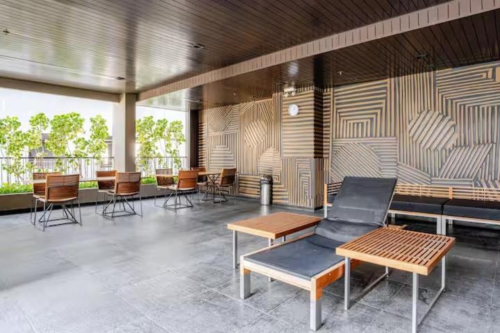 2br Next Phrom Phonybts Sukhumvit *
