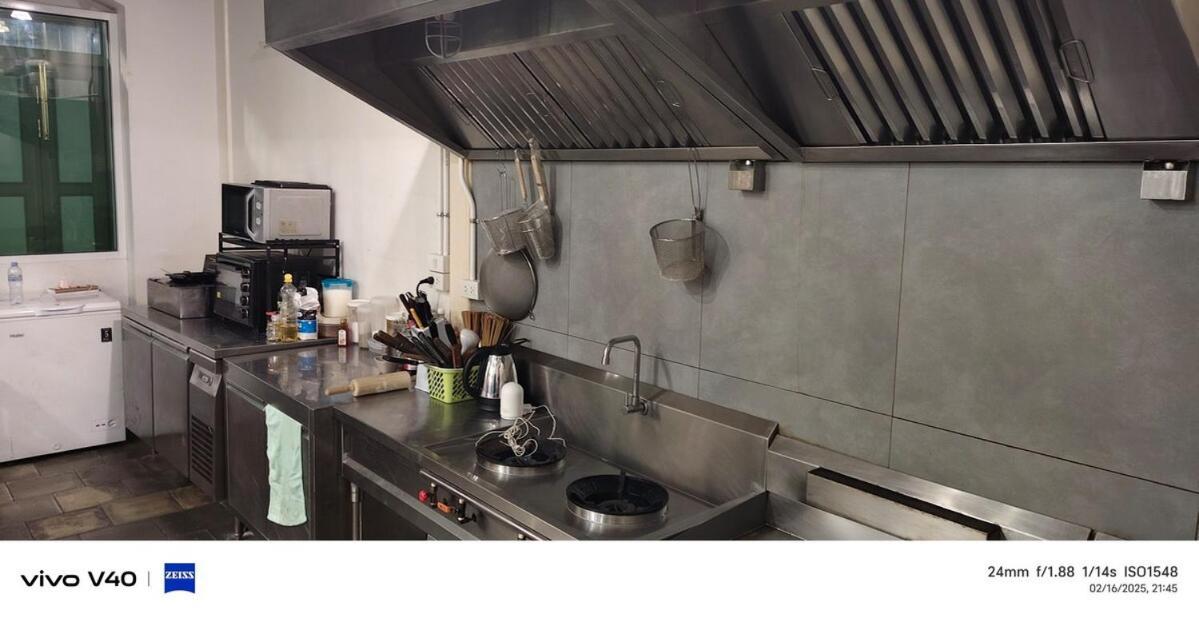 Holiday home 6 Bedroom House In Heart Of Chinatown *