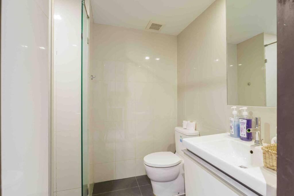 Stylish Bedroom, Bts Asok, Sukhumvit Pangsapuri
