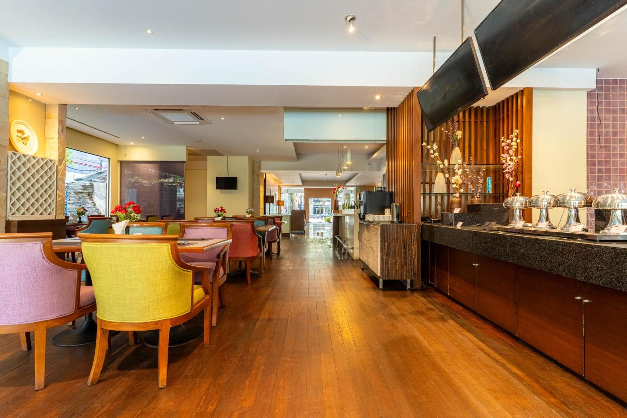Journeyhub Sukhumvit 26, - Formely St