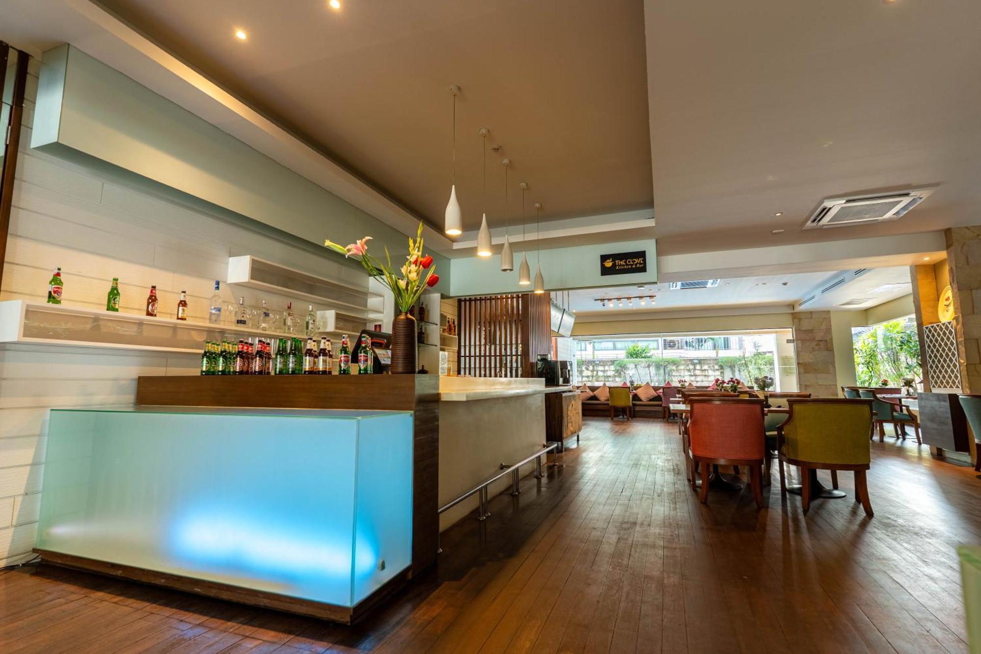 Journeyhub Sukhumvit 26, - Formely St Bangkok