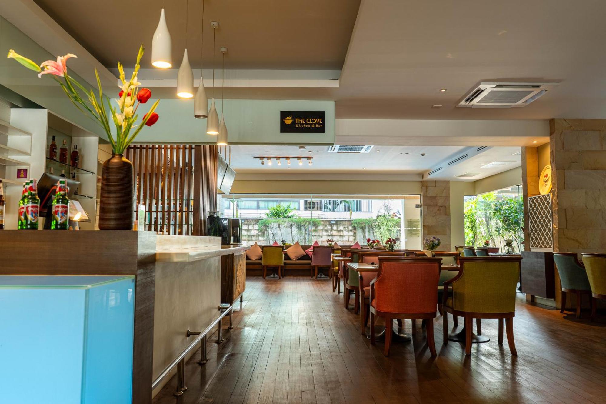 Journeyhub Sukhumvit 26, - Formely St Hotel 4*