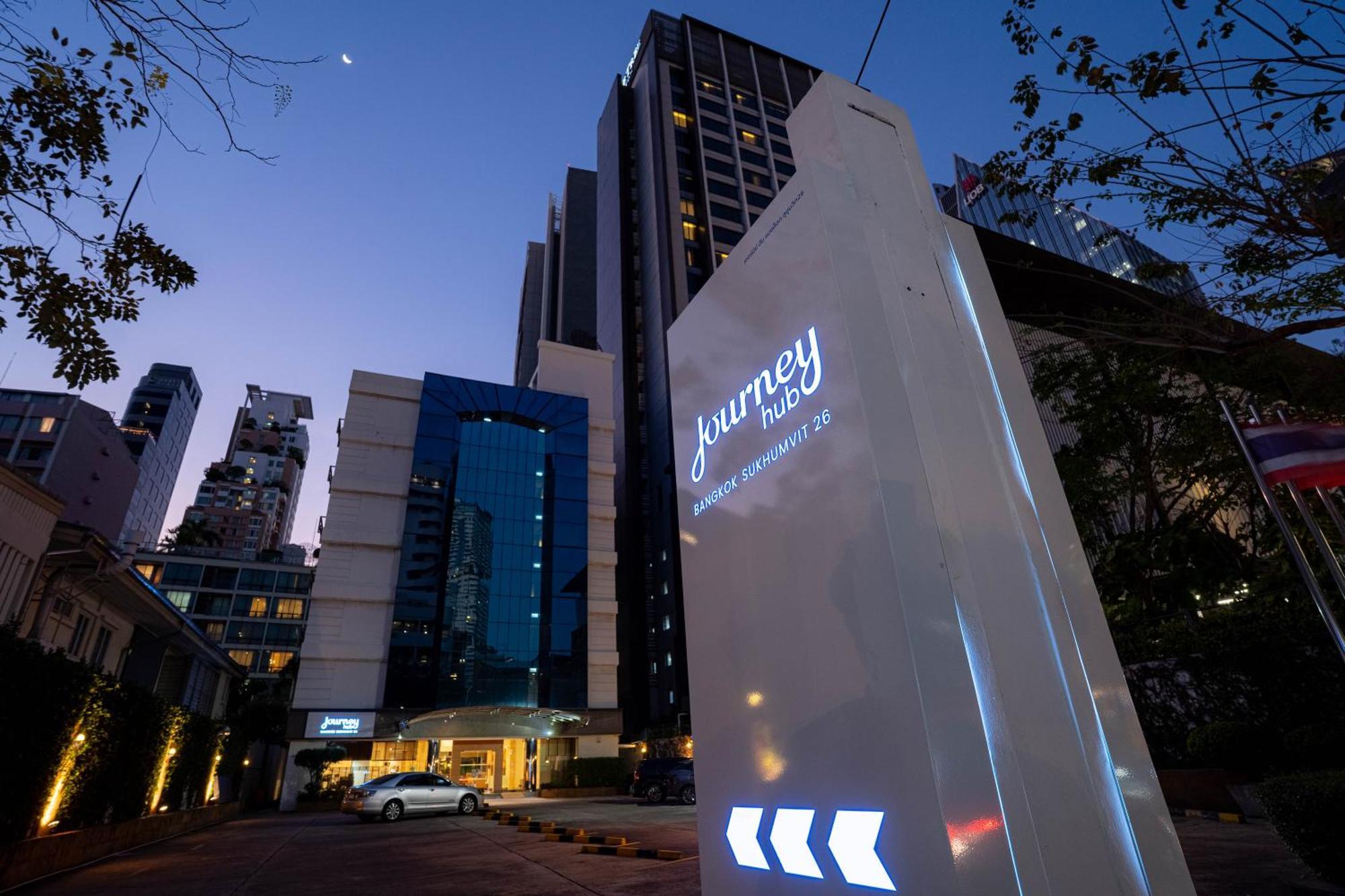 Journeyhub Sukhumvit 26, - Formely St Hotel Bangkok
