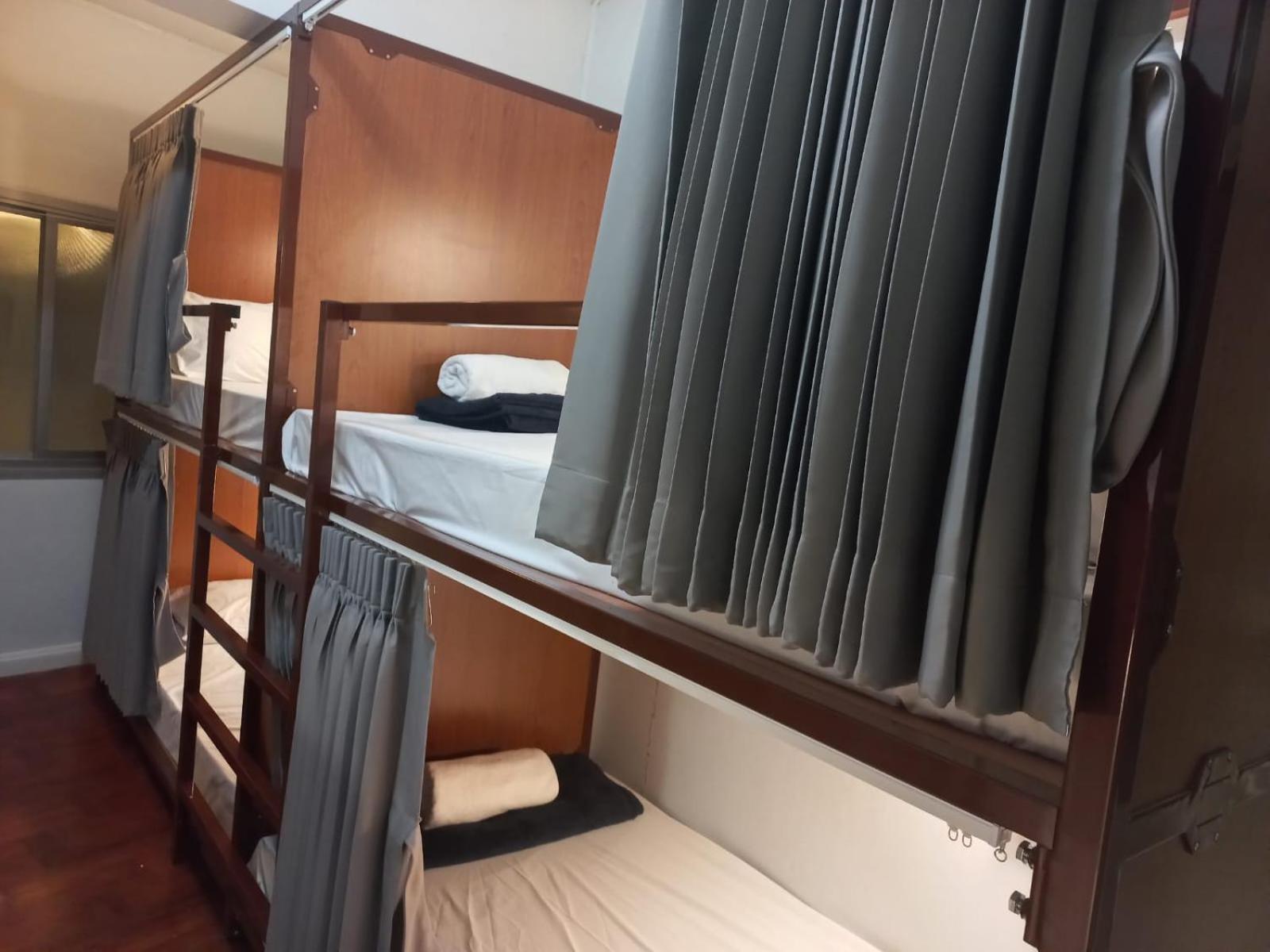 Hostel Delight At Khao San *