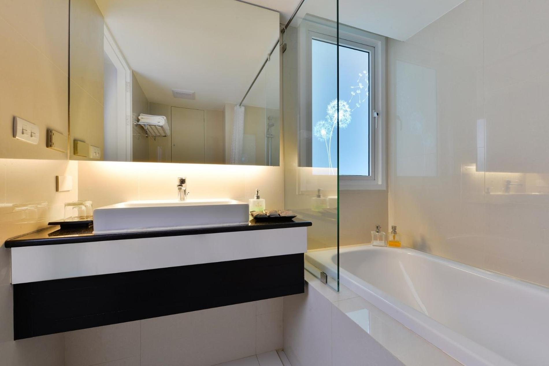 Le D'tel Khách sạn 5*