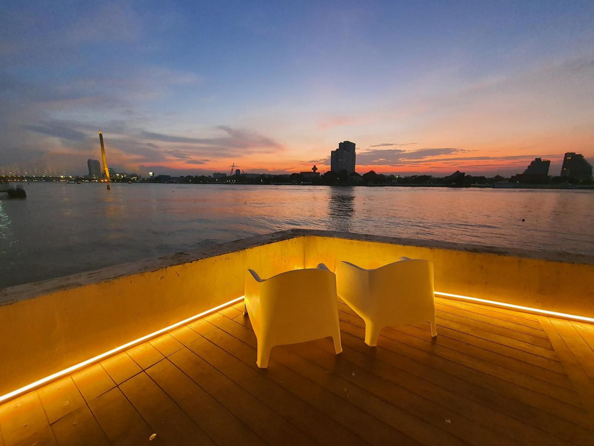 Сasa de vacaciones Riverfront House/chao Phraya River/baan Rimphraya
