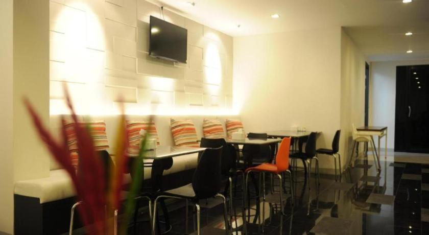 Hotel Lee Nova Bangkok