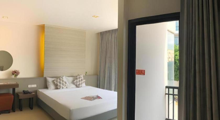 Hotel Lee Nova Bangkok