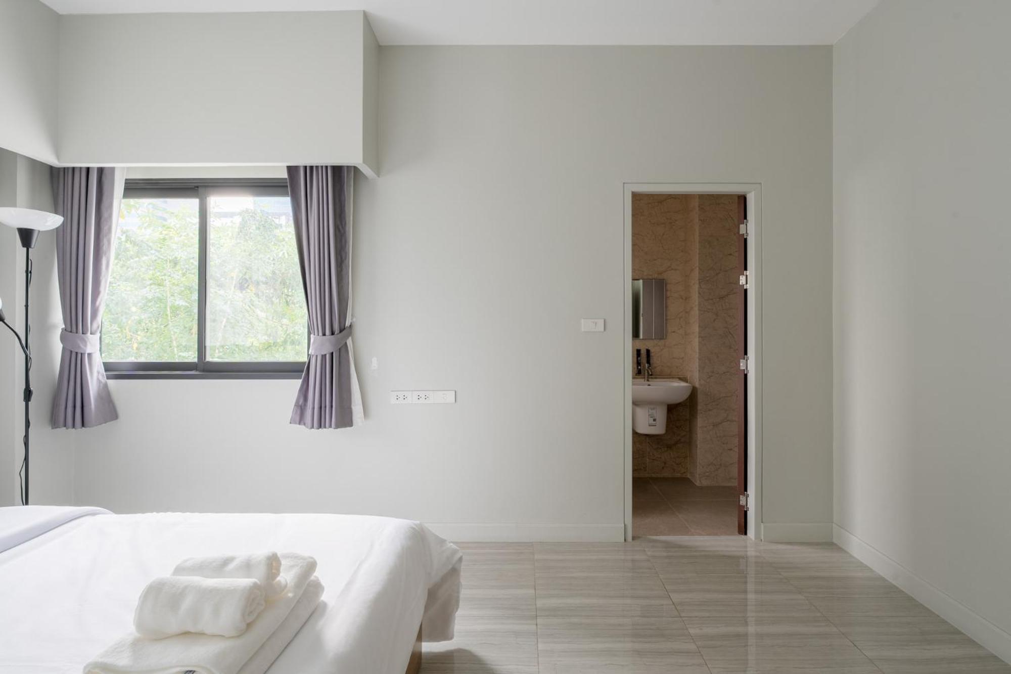 Cj Private Near Bts Thonglor Vila