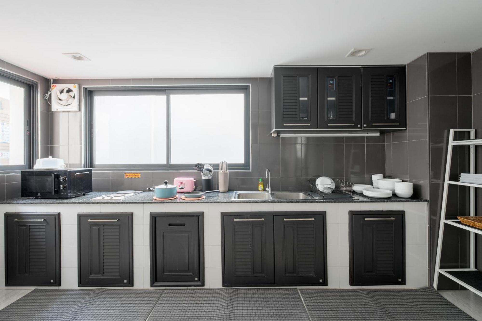 Vila Cj Private Near Bts Thonglor