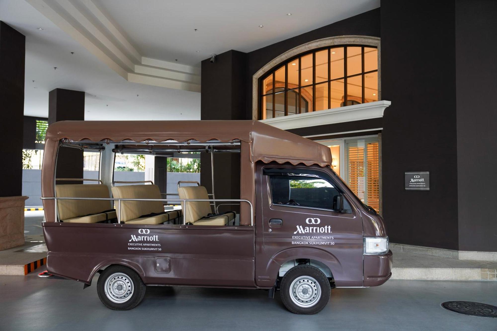 Hotel Marriott Executive Bangkok, Sukhumvit 50 5*
