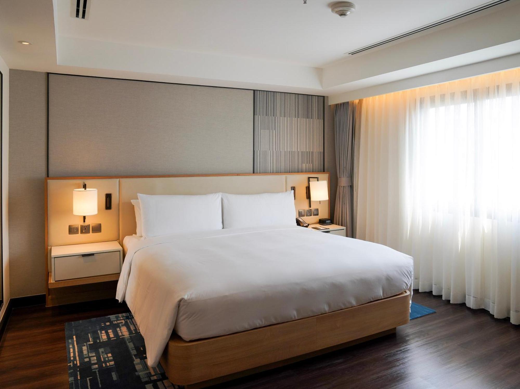 Marriott Executive Bangkok, Sukhumvit 50 5*