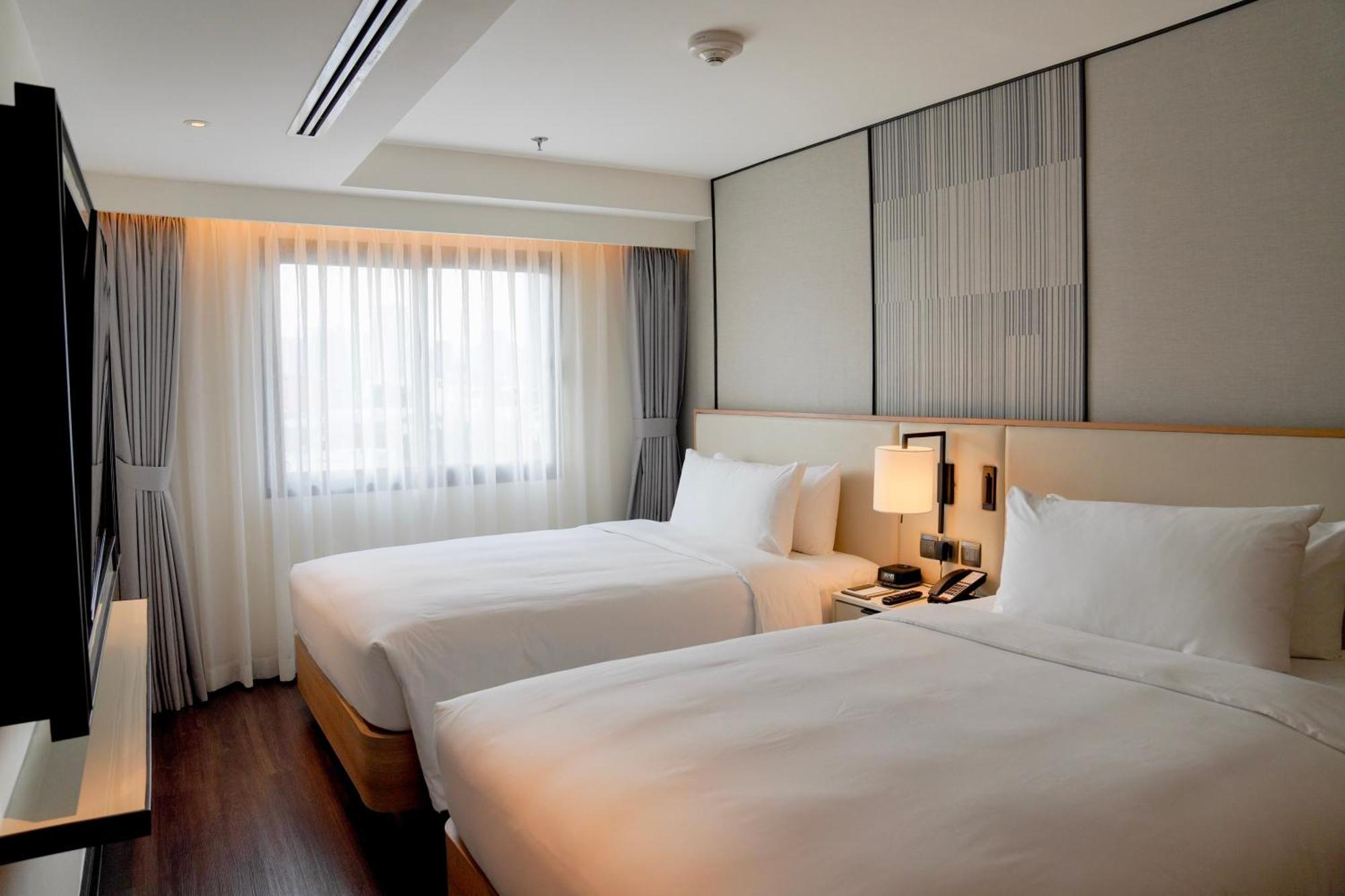 Hotel Marriott Executive Bangkok, Sukhumvit 50 5*