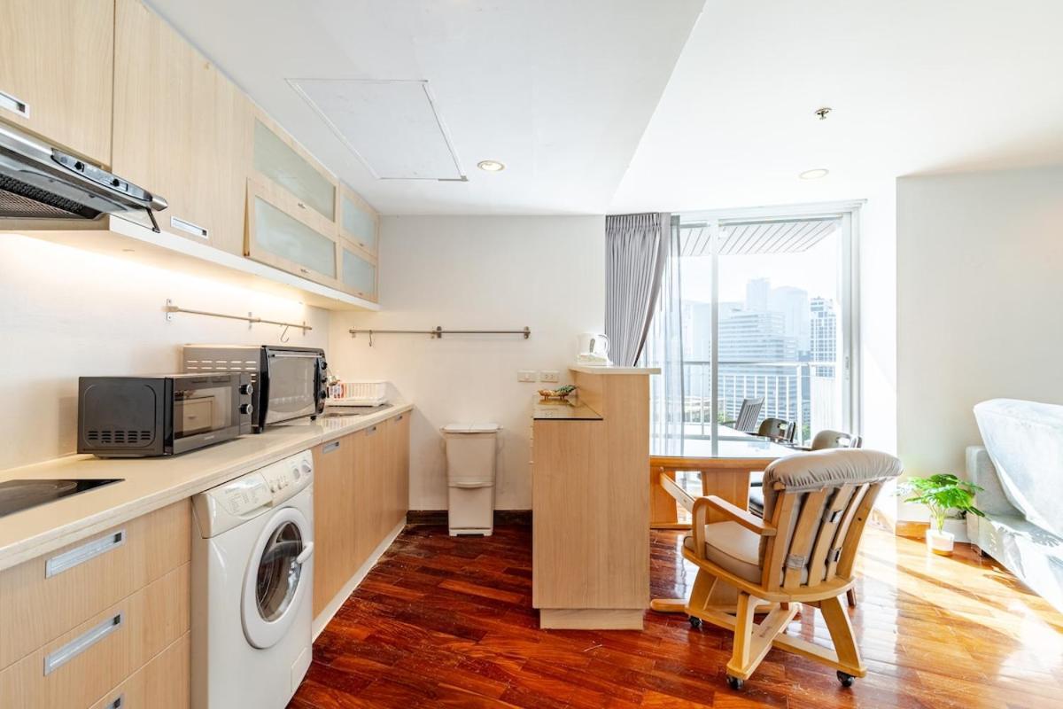 2br, Good View, Bts Chitlom, Bkk Apartment *