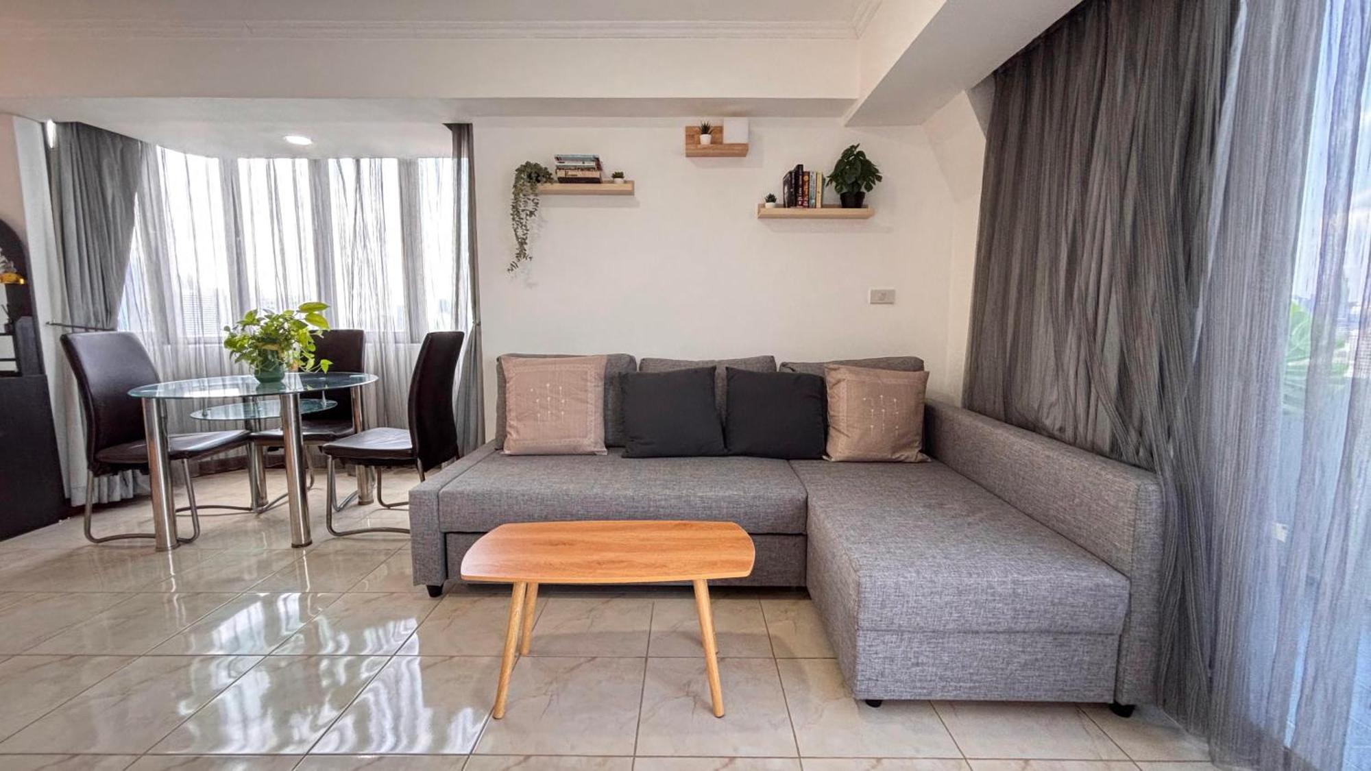 European Design With Stunning Sunset View Leilighet