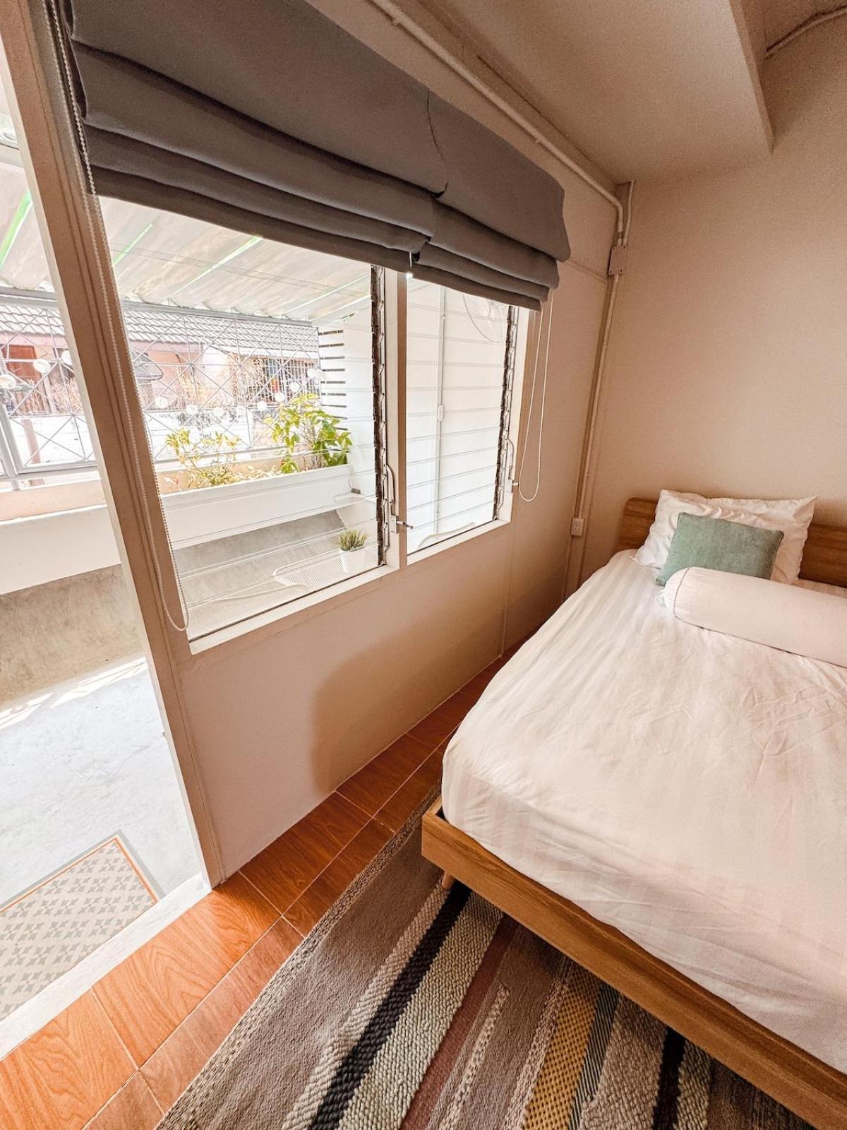 Spacious Relaxing Townhouse With Rooftop In Ekamai