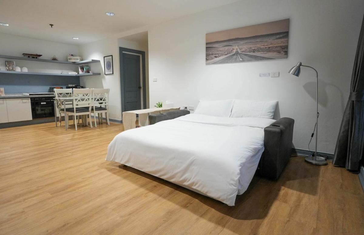 Cozy 2br In 5 Mins Bts 110 Sqm By Mattco Apartment Bangkok