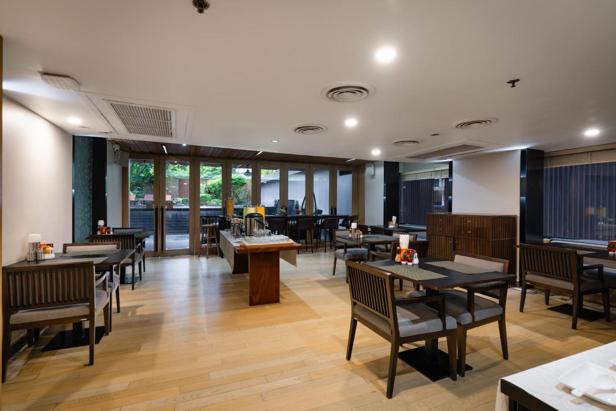 Arcadia Hotel 4*