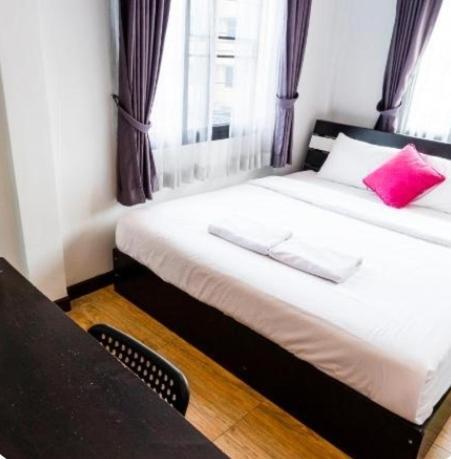 Bed & Breakfast The Cube Sathorn Boutique เดอะ คิวบ์ สาทร บูติค โฮเทล Near Bts Surasak Bangkok