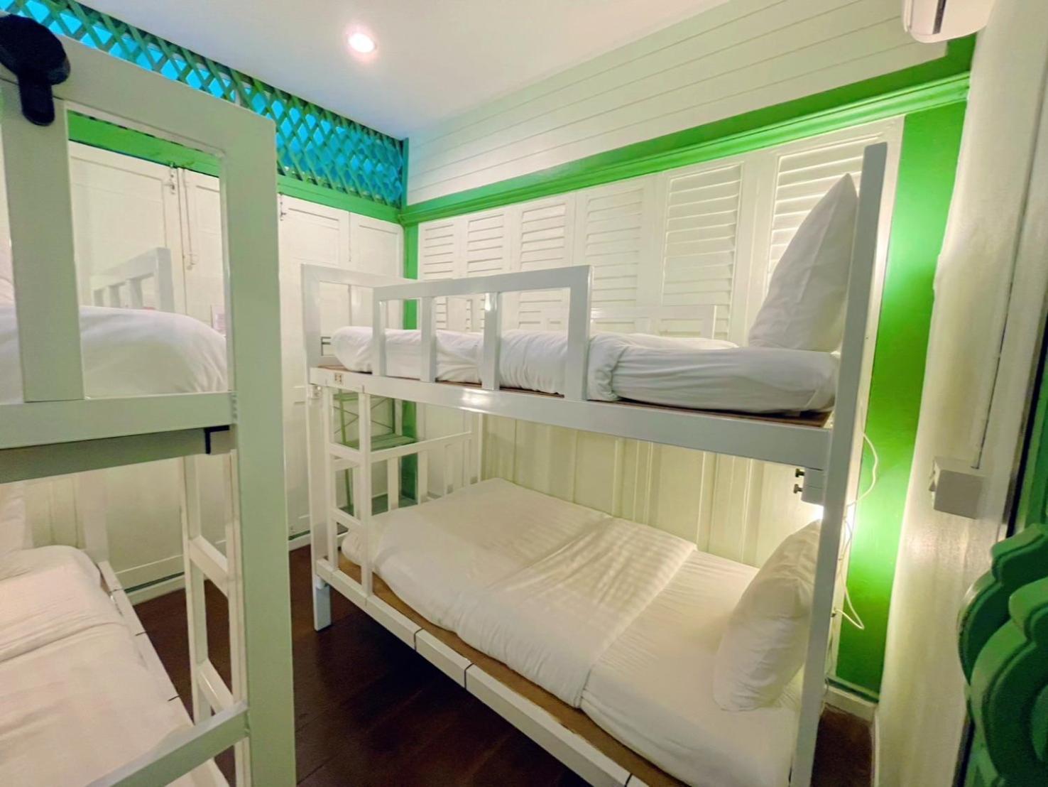 Rumah tetamu Teak House 2*