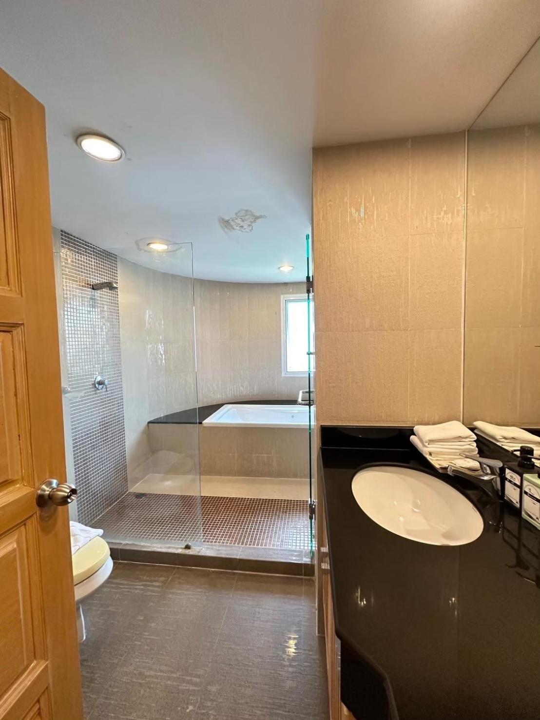 S.m. Grande Apartemen Bangkok
