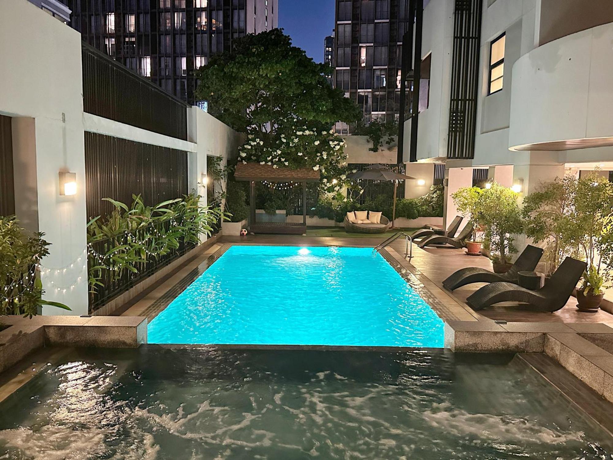 Apartment Spacious Sukhumvit Ment Near Emsphere Bts Phrom Phong Bangkok