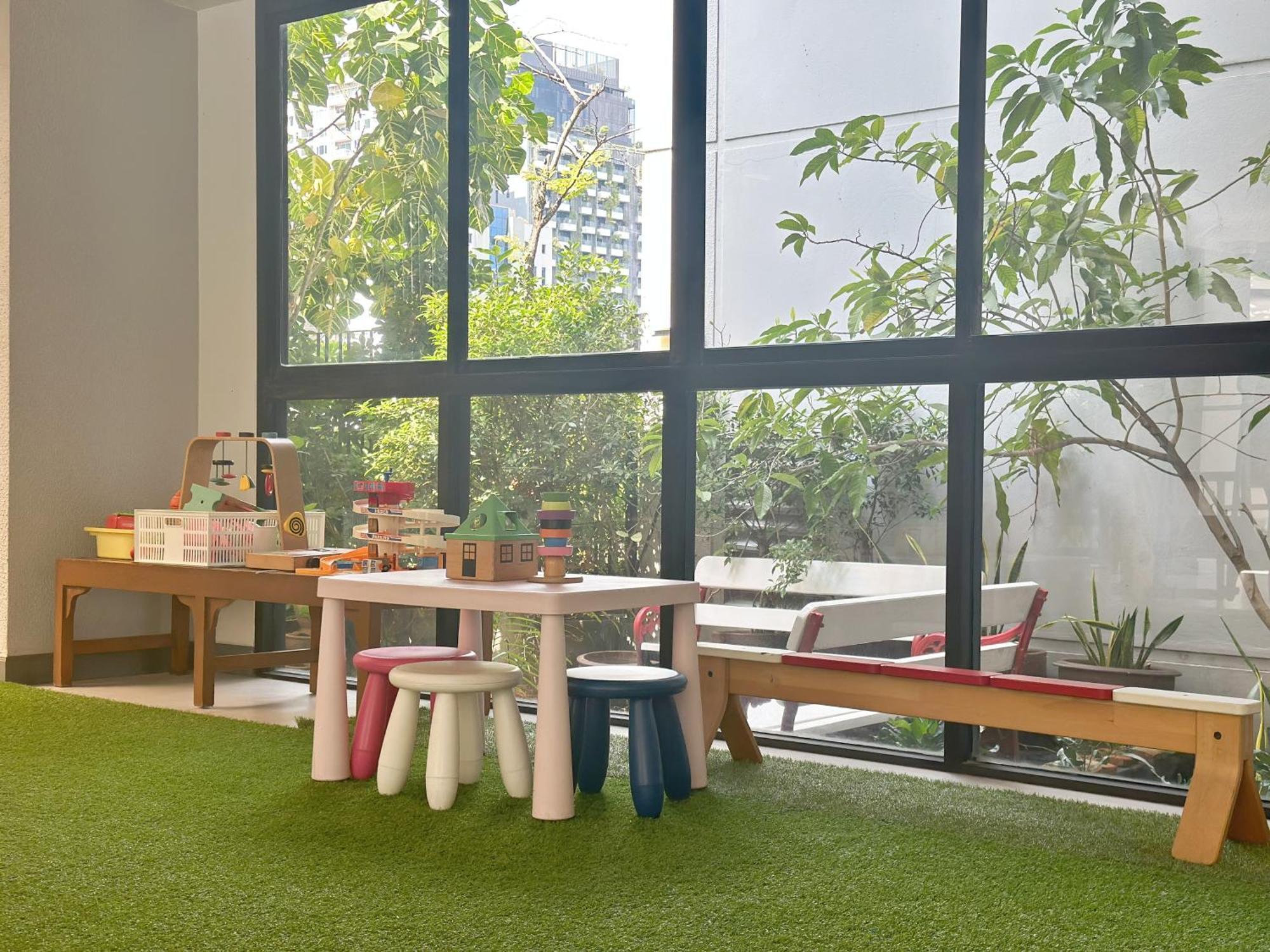 Spacious Sukhumvit Ment Near Emsphere Bts Phrom Phong Bangkok
