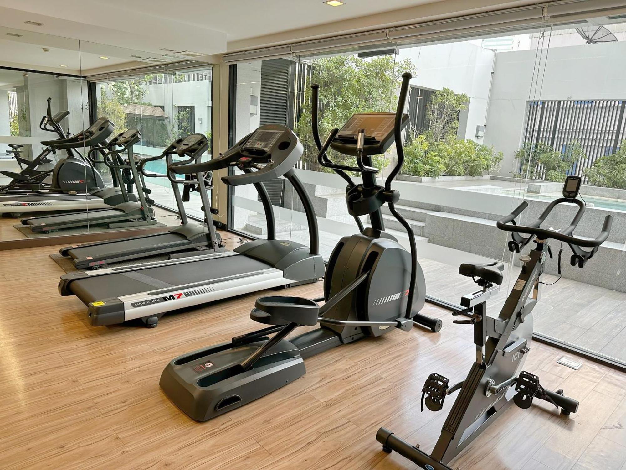 Apartment Spacious Sukhumvit Ment Near Emsphere Bts Phrom Phong *