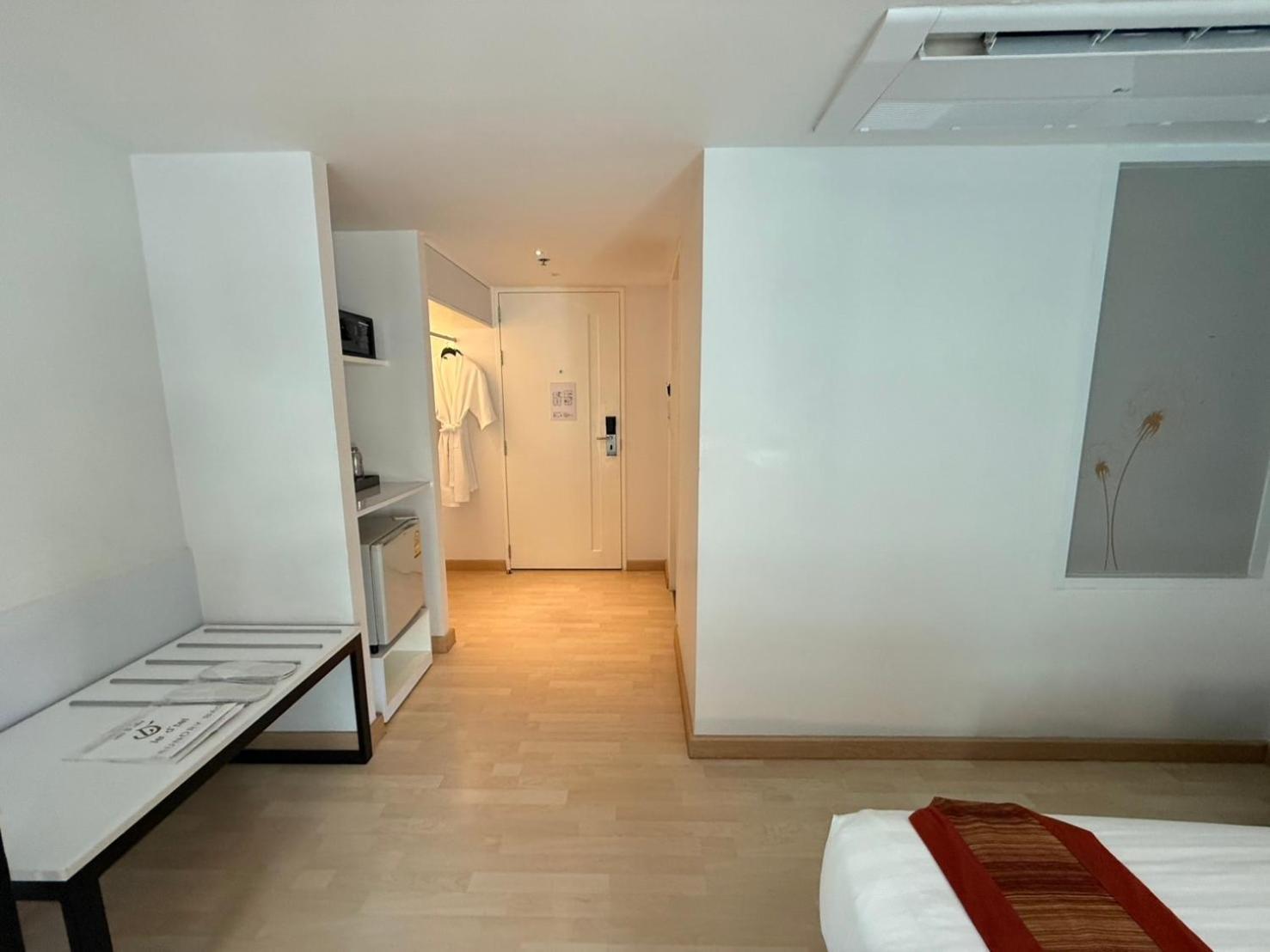 Khách sạn Le D'tel 5*