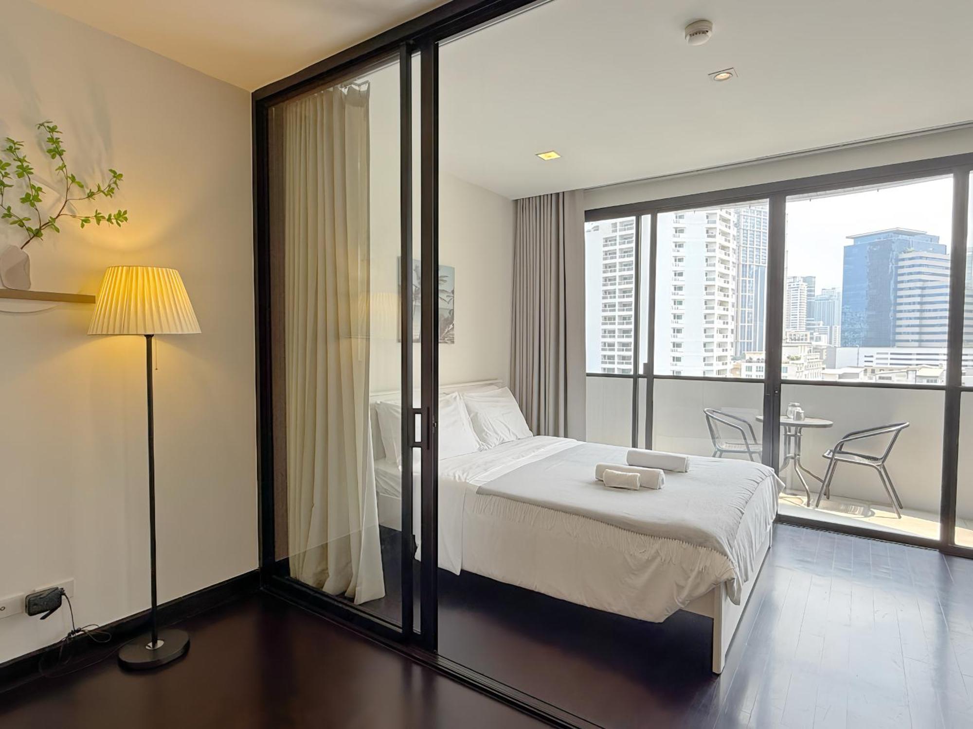 Apartment Spacious Sukhumvit Ment Near Emsphere Bts Phrom Phong Bangkok