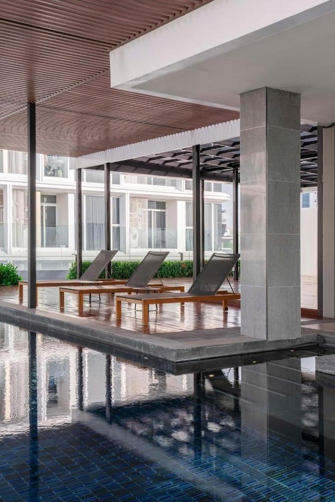 Luxury Ekkamai With Sky Infinity Pool Apartment Bangkok