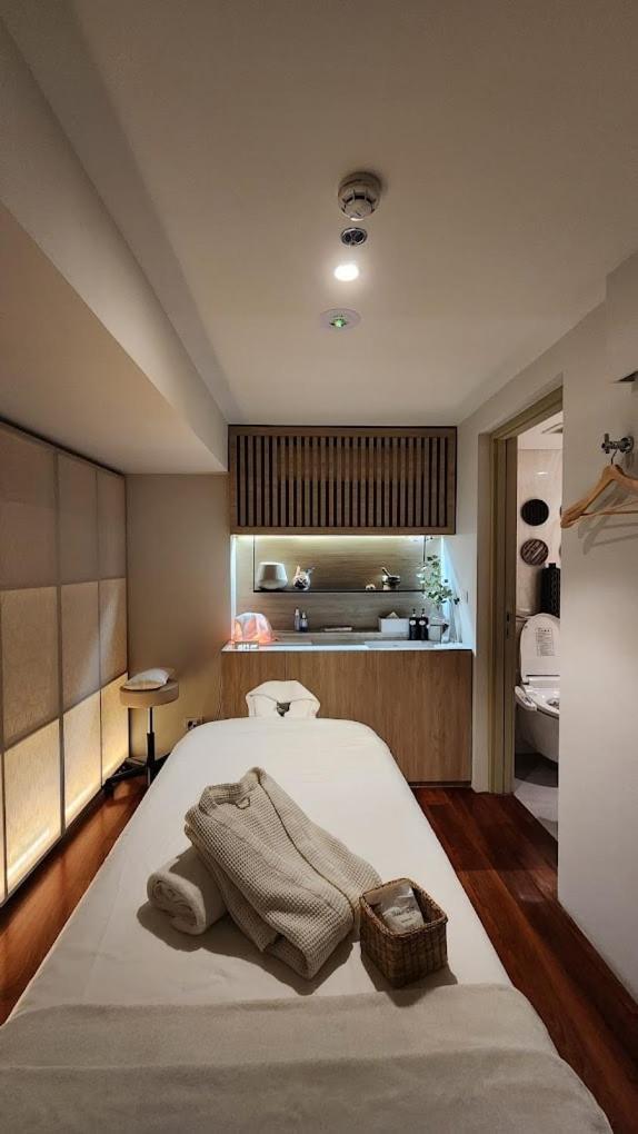 Luxury Ekkamai With Sky Infinity Pool * Bangkok