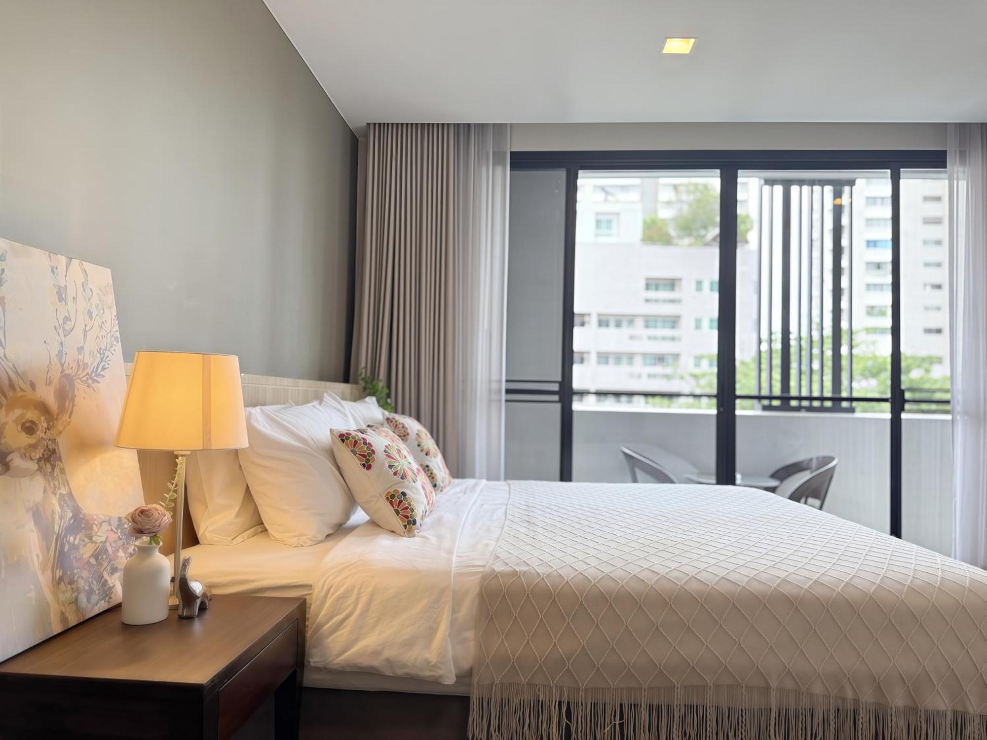 Apartment Spacious Sukhumvit Ment Near Emsphere Bts Phrom Phong