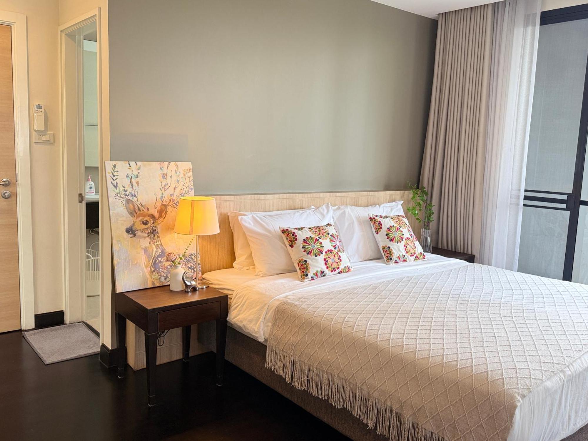 Spacious Sukhumvit Ment Near Emsphere Bts Phrom Phong Bangkok