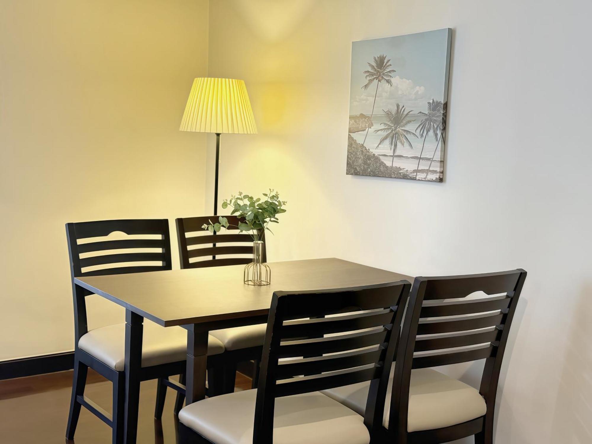 Spacious Sukhumvit Ment Near Emsphere Bts Phrom Phong * Bangkok