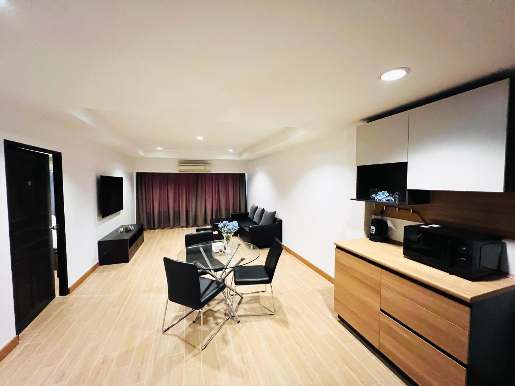 14 Place Hotel Bangkok