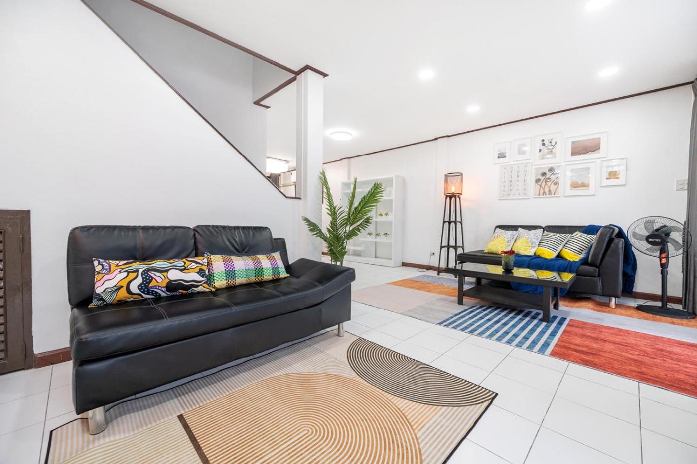 Villa Miq Hk16-3br Ratchada-huaykwang Mrt With Pool Table Near Jodd Fair *