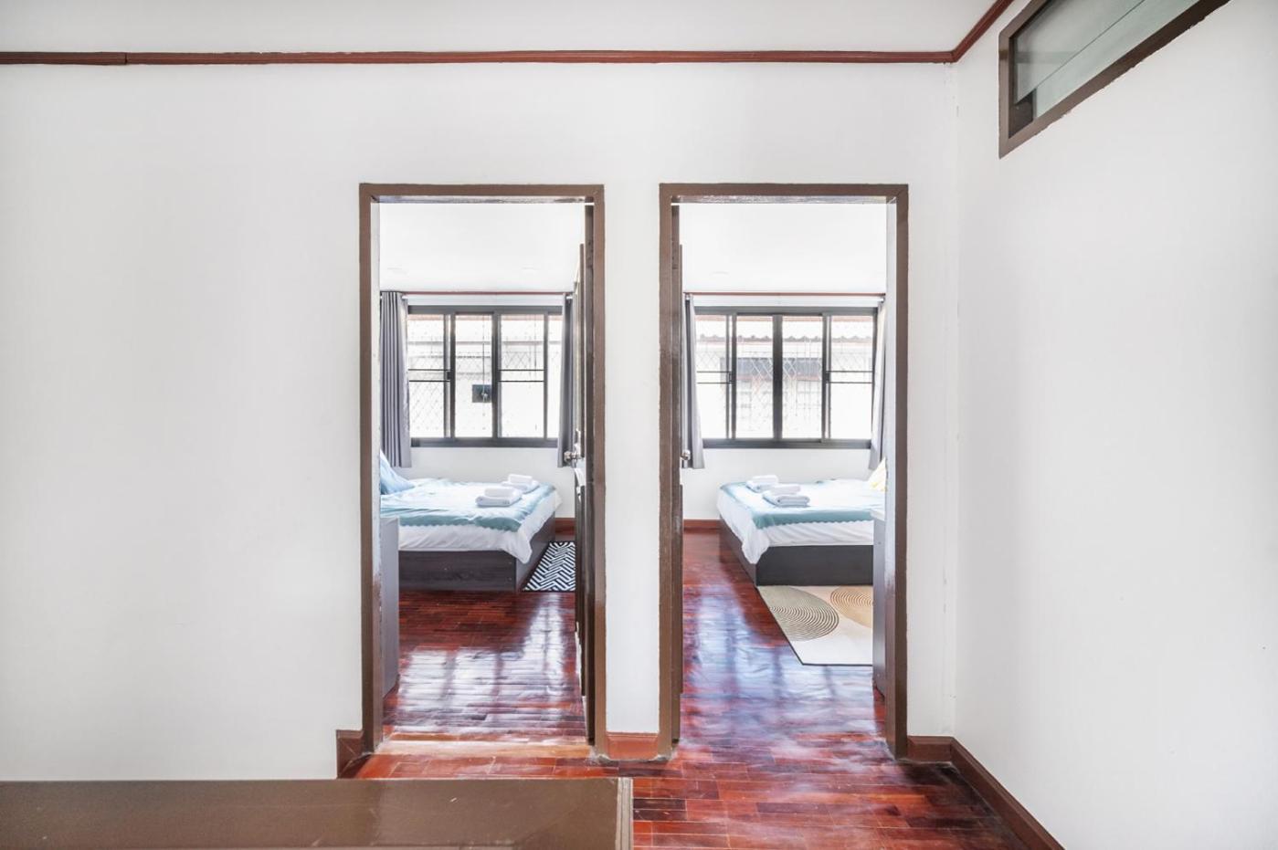 Villa Miq Hk16-3br Ratchada-huaykwang Mrt With Pool Table Near Jodd Fair Bangkok