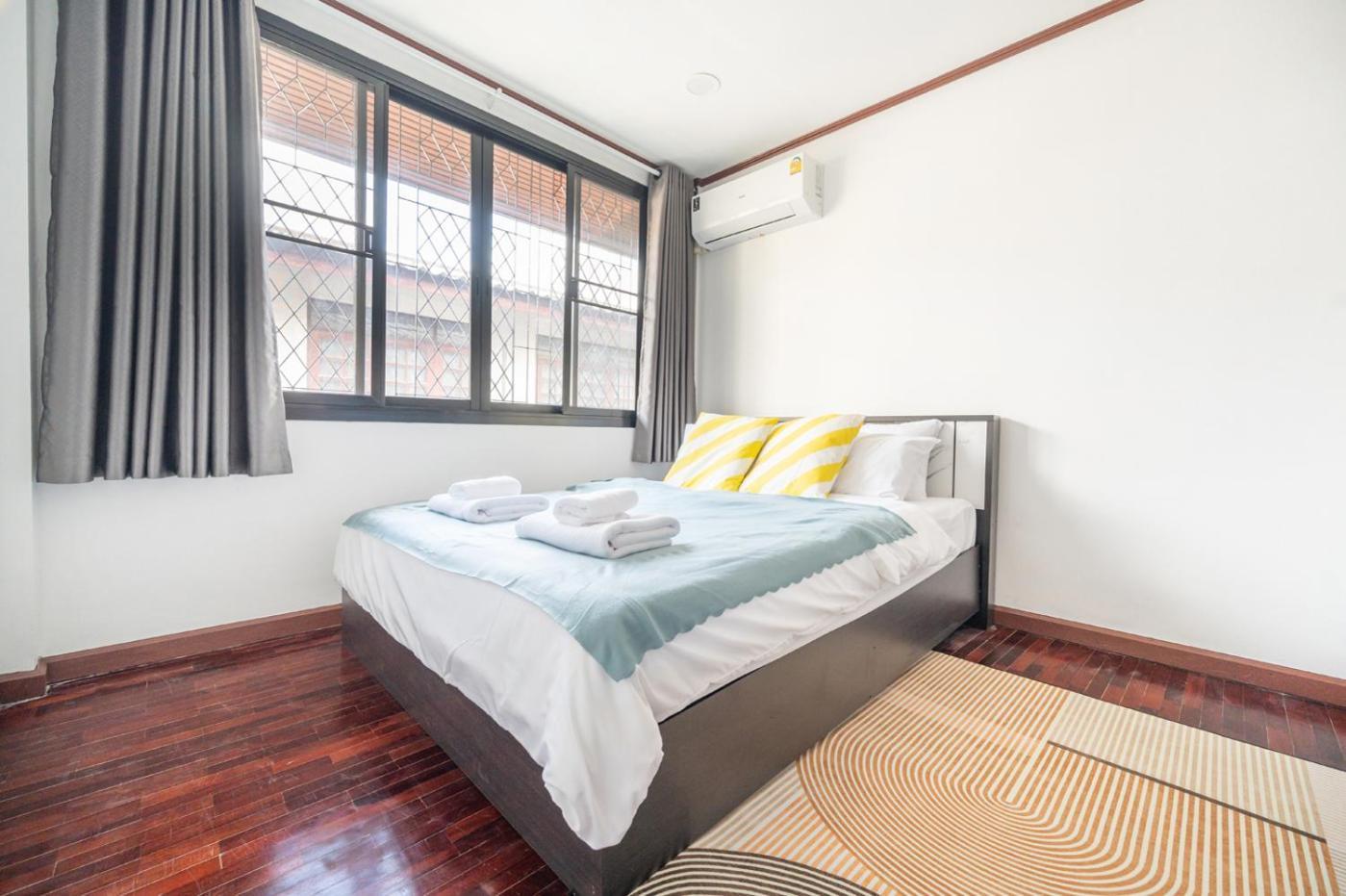 Miq Hk16-3br Ratchada-huaykwang Mrt With Pool Table Near Jodd Fair Villa