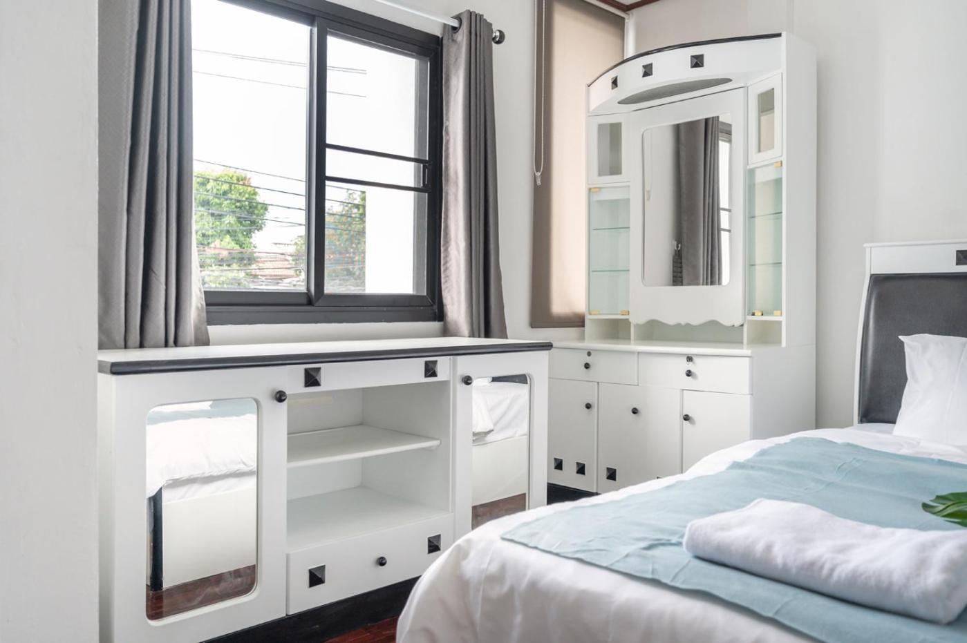 Miq Hk16-3br Ratchada-huaykwang Mrt With Pool Table Near Jodd Fair Villa *